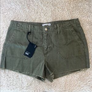 Paige Mayslie Utility Shorts vintage Ivy green size 32 NWT